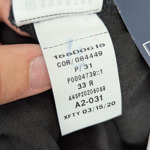 Abercrombie & Fitch | Gray Distressed High Rise Mom Jeans Size 33 - Picture 10 of 10